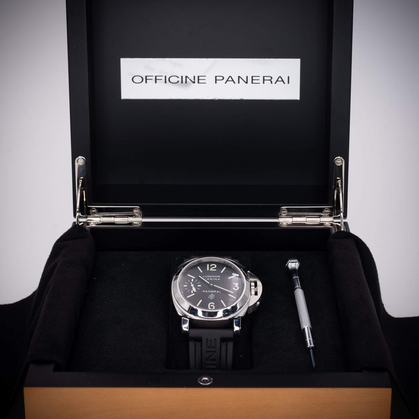 Panerai Luminor Marina Black 44mm PAM00005 Rubber Strap PAM 00005