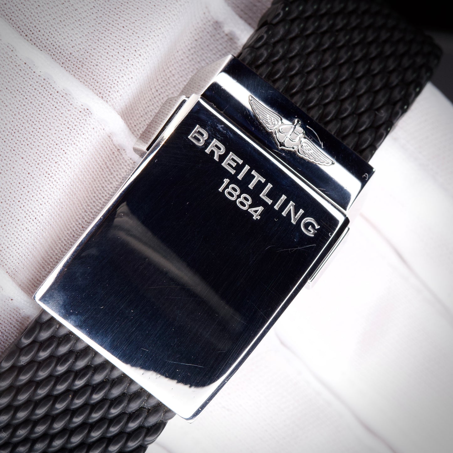 Breitling Superocean Heritage B20 44mm 18K/SS UB2030 UB2030121B1S1