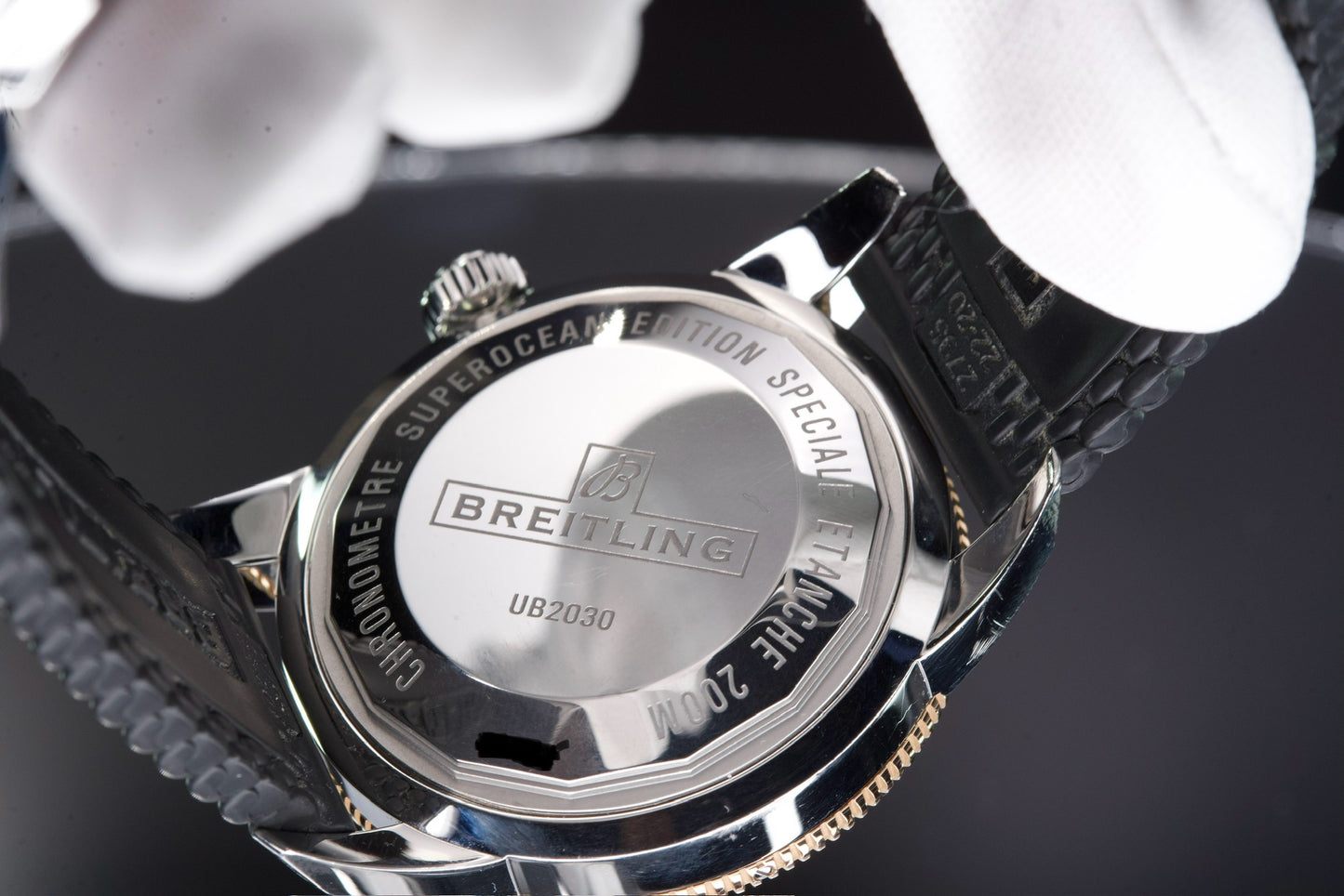 Breitling Superocean Heritage B20 44mm 18K/SS UB2030 UB2030121B1S1