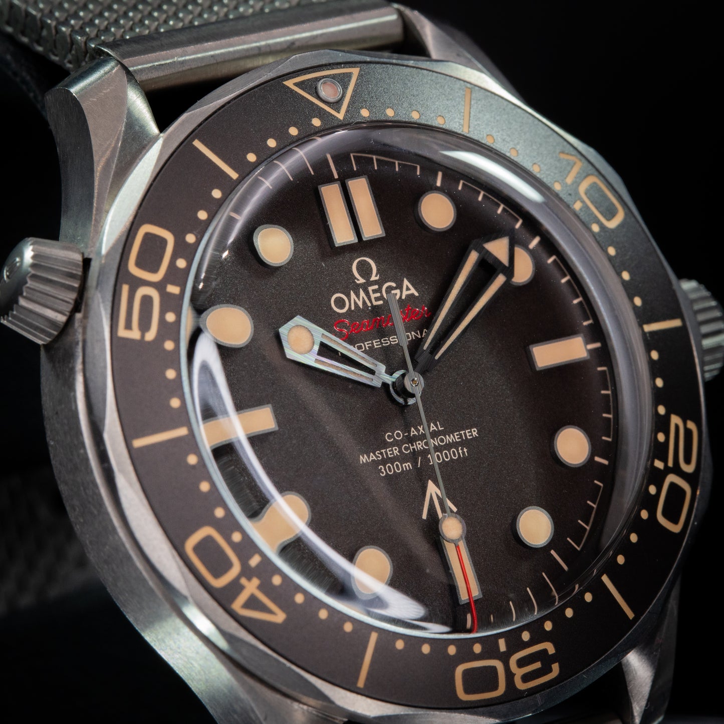 2022 Mint Omega Seamaster 300m No Time To Die Titanium 42mm 210.90.42.20.01.001