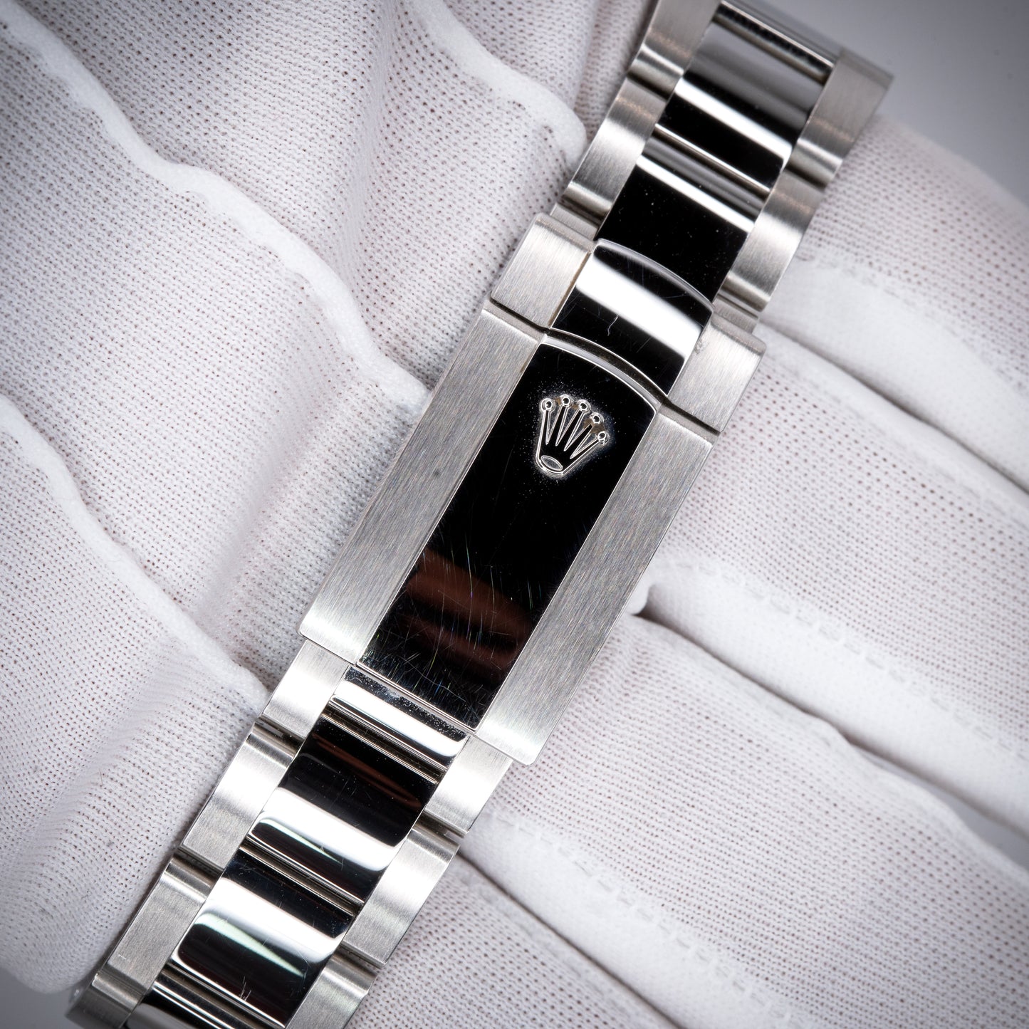 2022 Rolex Datejust 126334 18K White Gold Fluted Bezel Oyster Rhodium Dial 41mm Full Set