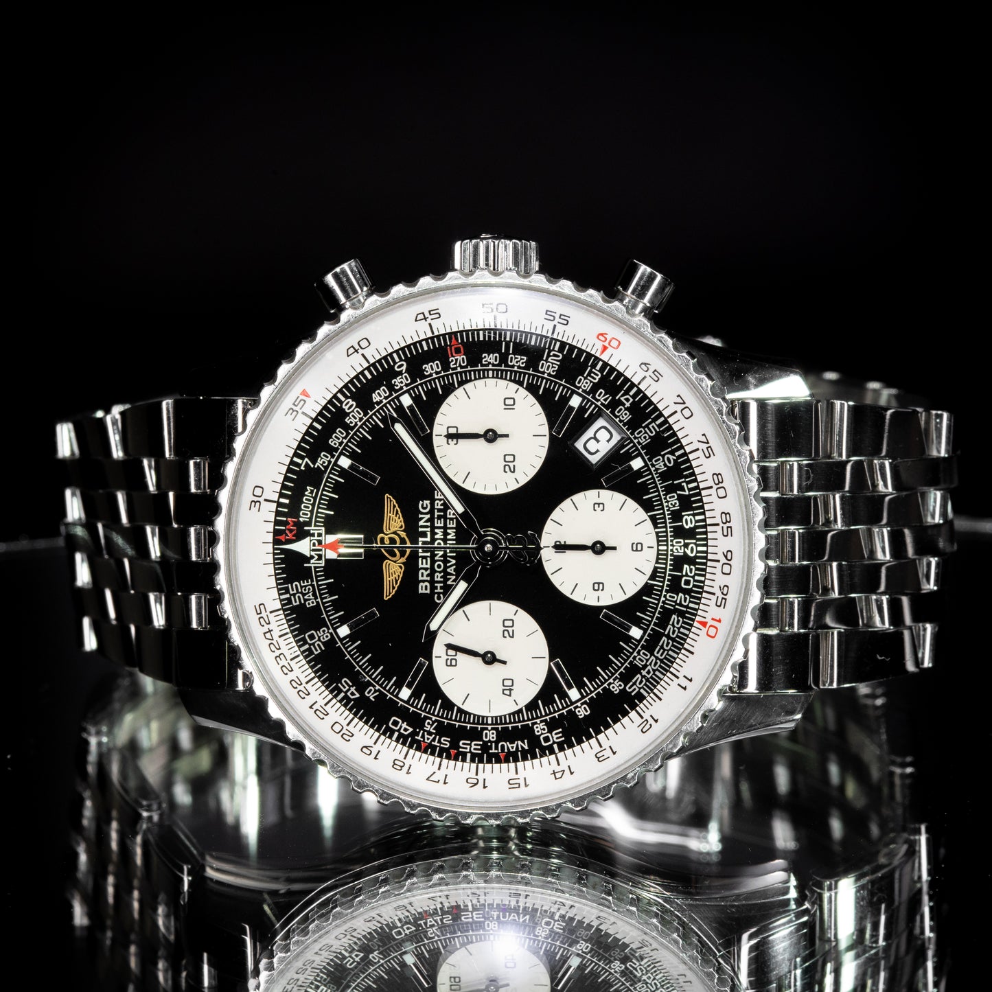 Breitling Navitimer Chronograph 42mm A23322 – 165 Reverse Panda Complete Set