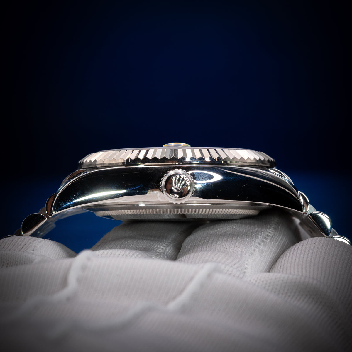 2020 Rolex Sky-Dweller 326934 Blue Dial 42mm White Gold Bezel Full Set
