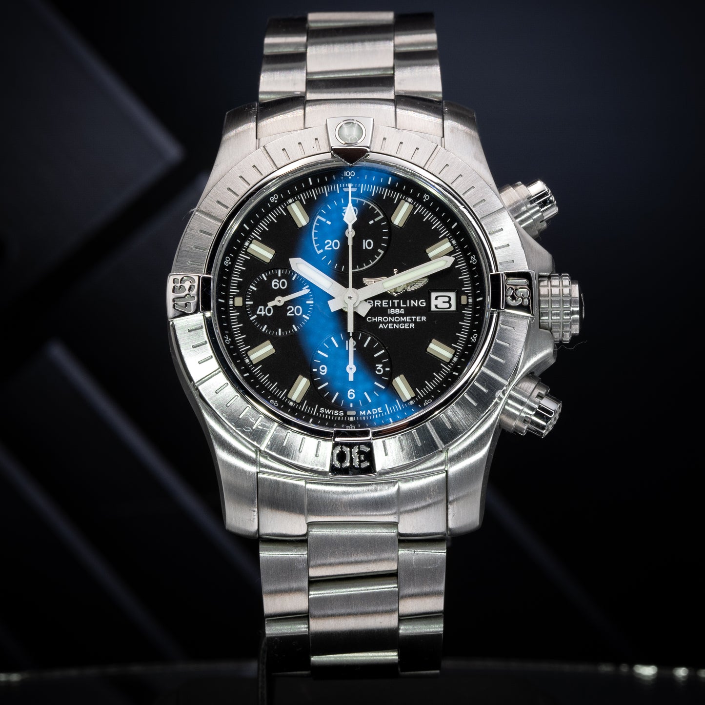 Breitling Avenger Chronograph 43mm A13385 A13385101B1A1 SS Black Dial